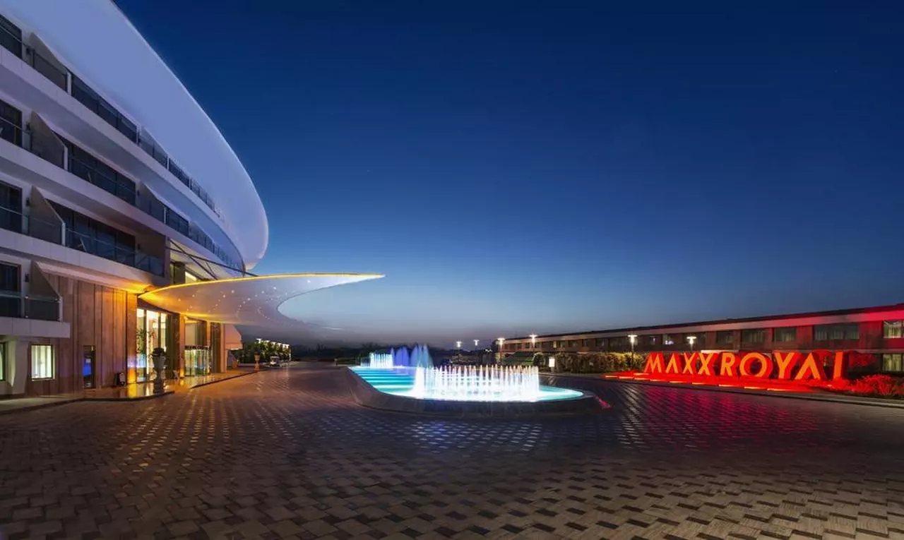 MAXXROYAL_SHABAVIZ (7).jpg